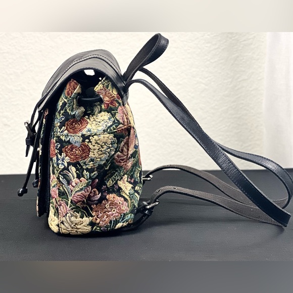 Patricia Nash Aberdeen Floral Tapestry Backpack - Picture 4 of 16
